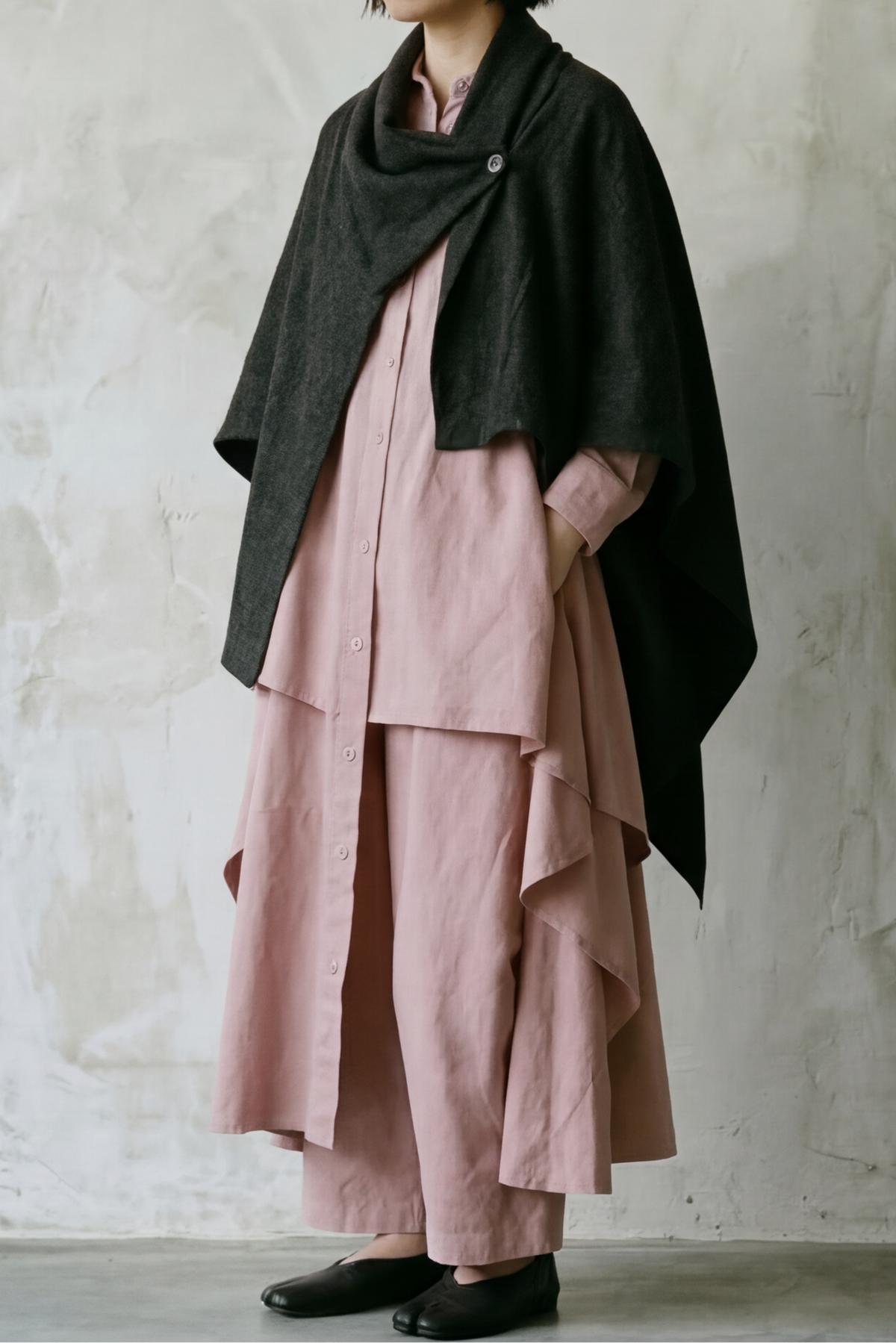 ALÉA UNI layered silhouette
